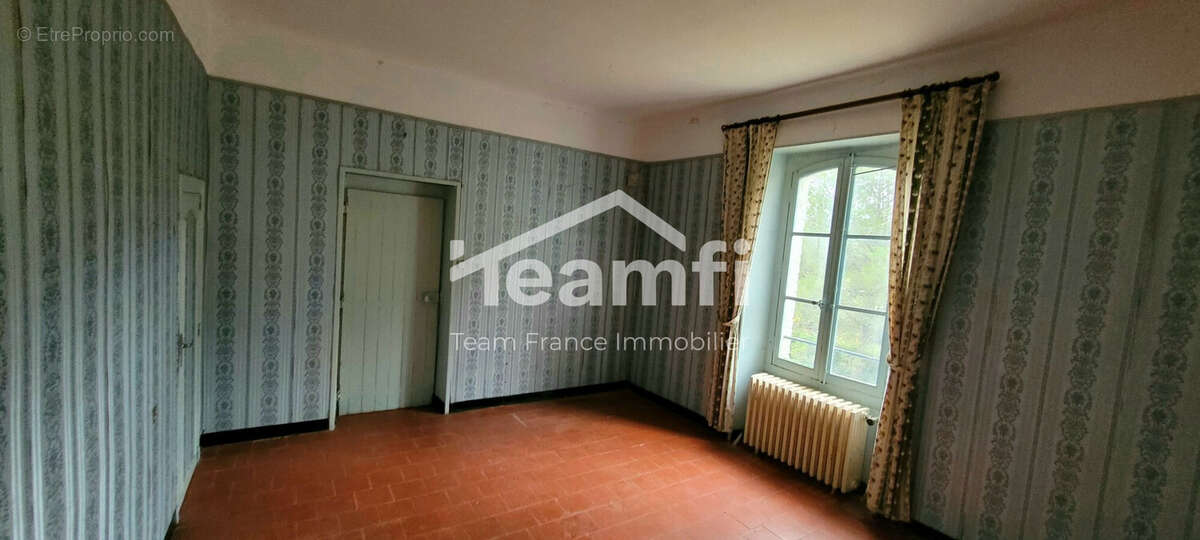 Maison à BOISSET-ET-GAUJAC