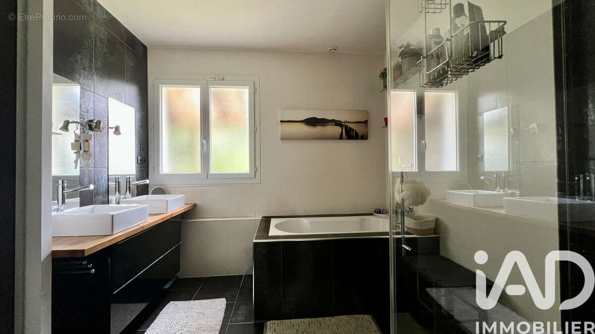 Photo 9 - Maison à VILLECRESNES