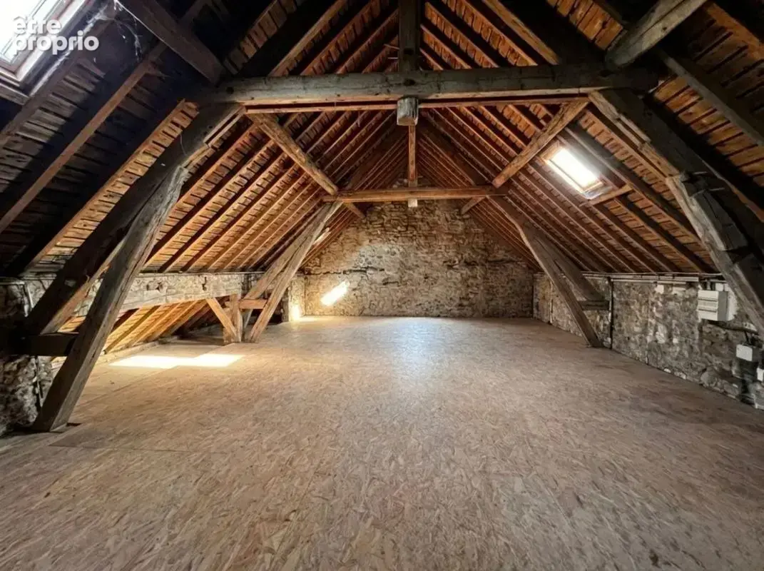  Maison en pierre avec grange et grand terrain paysagé de 2 100 m² à Péronville  - photo 10