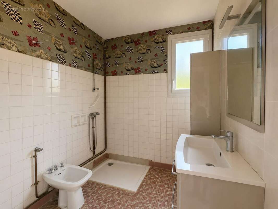 Maison 124 m² à Perignac  - photo 6