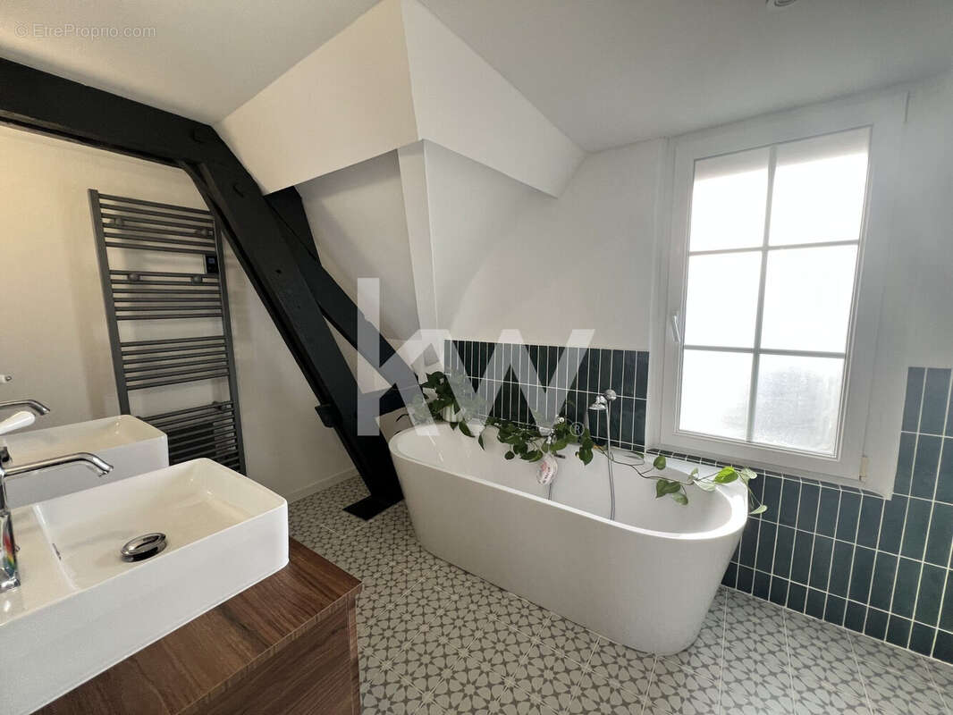 Appartement à FLEURY-LES-AUBRAIS