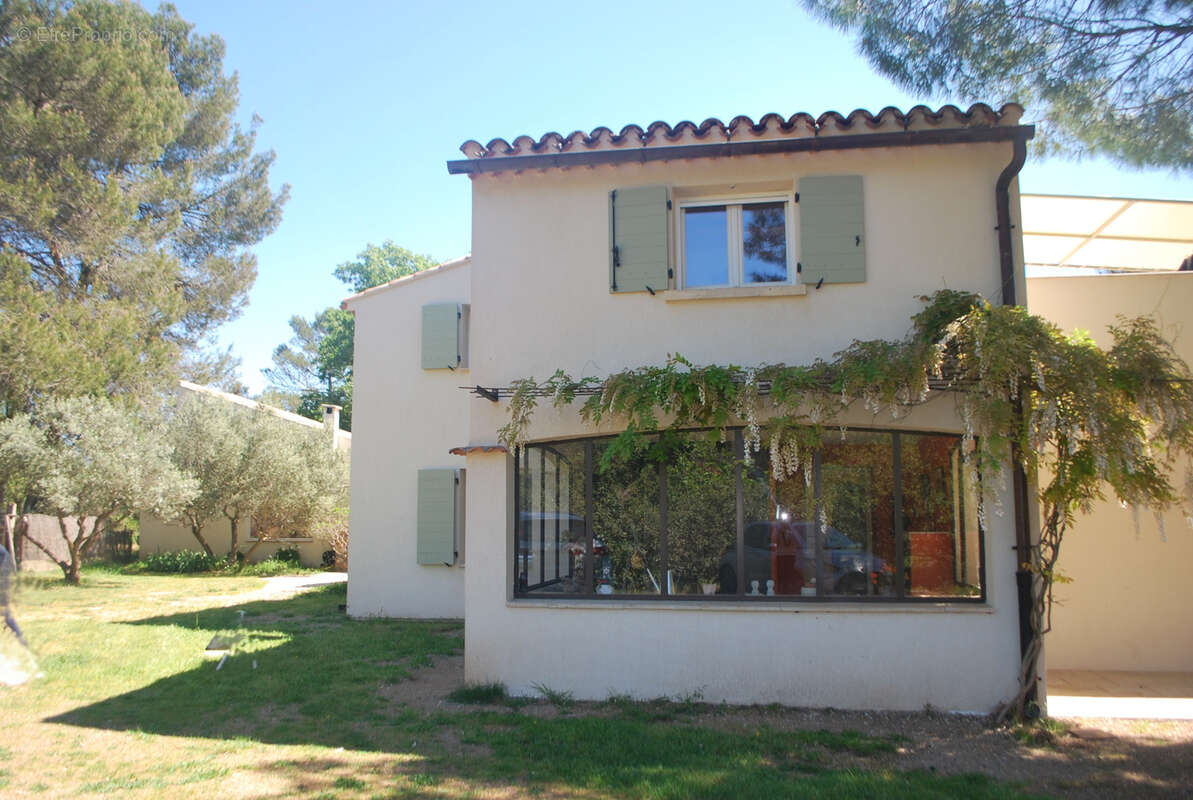 Maison à COTIGNAC