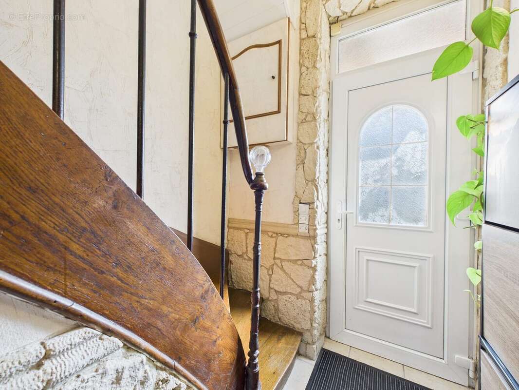 Maison à ROMILLY-SUR-SEINE