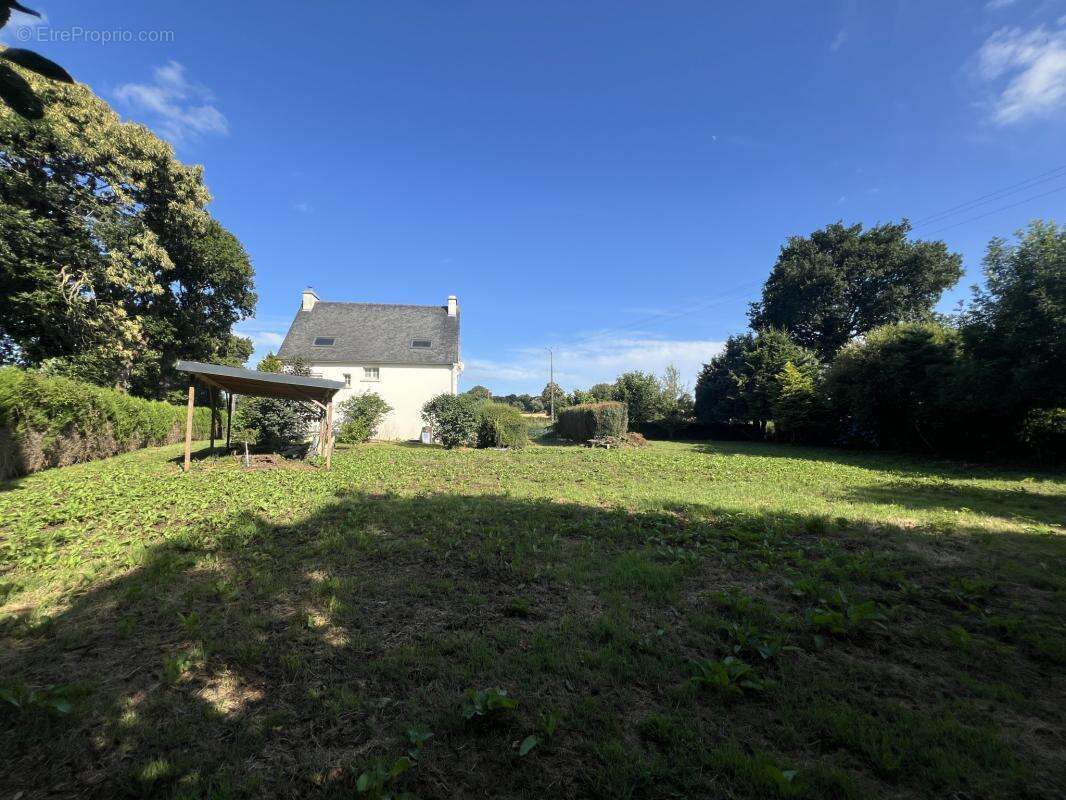 Belle néo-bretonne, située sur un terrain de 2500 m2 - photo 27