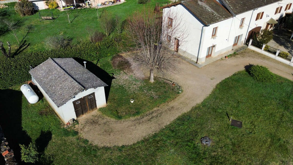 Maison à FRONTONAS