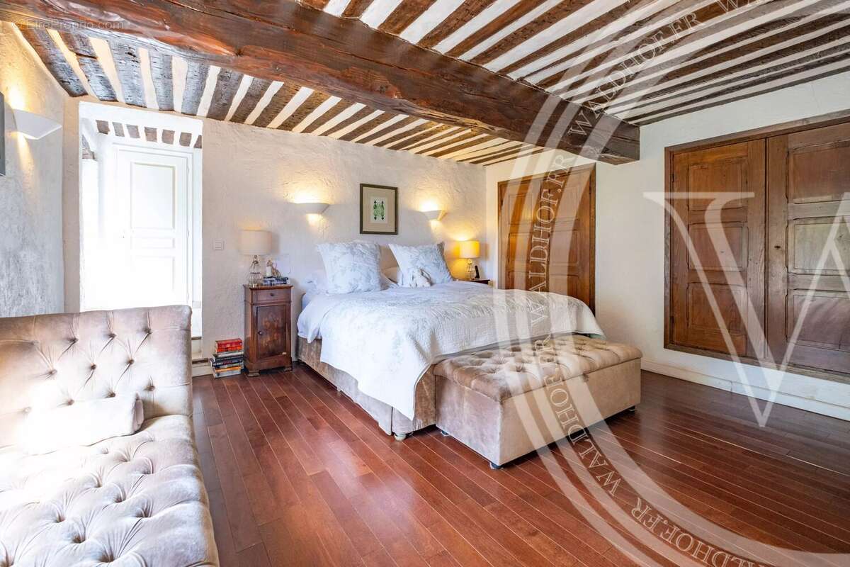 Maison à MOUANS-SARTOUX