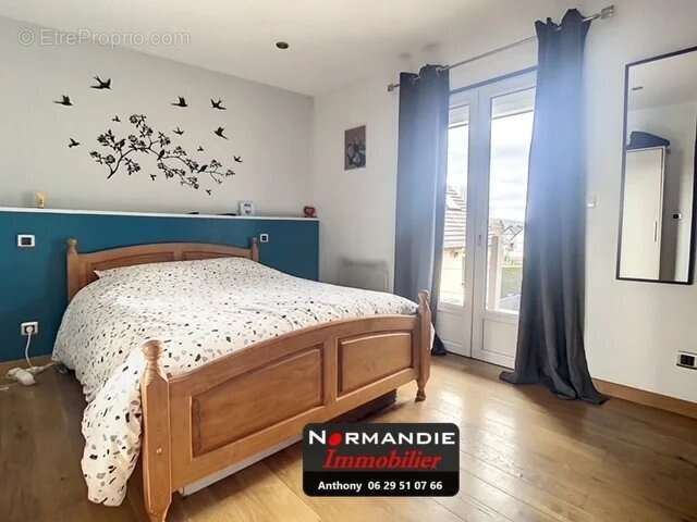 Maison à GRUCHET-LE-VALASSE