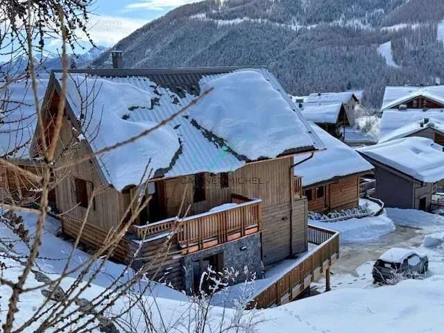 Maison à SAINT-ETIENNE-DE-TINEE