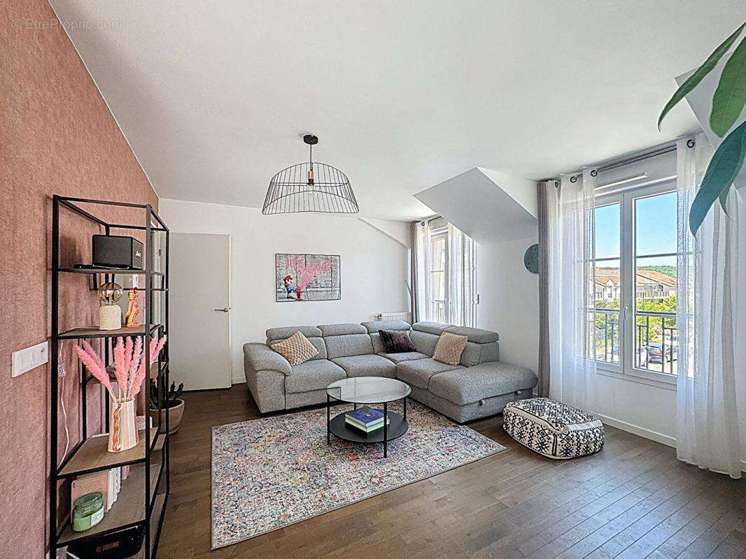 Appartement à BIEVRES