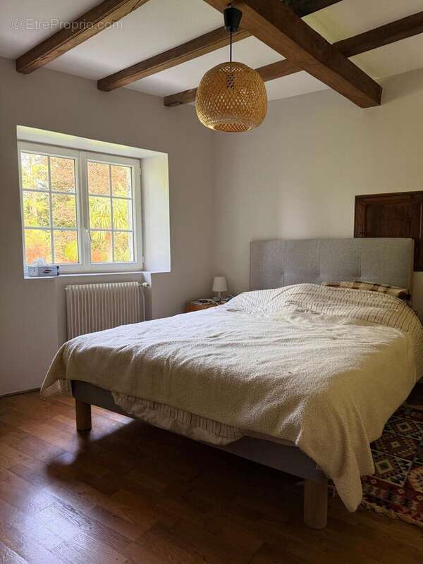 Maison 122 m² à Le Douhet  - photo 7