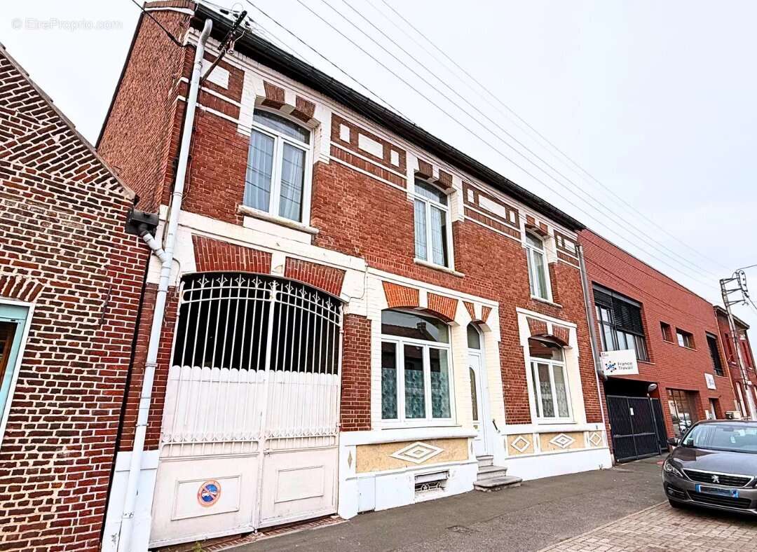 Maison à SOMAIN