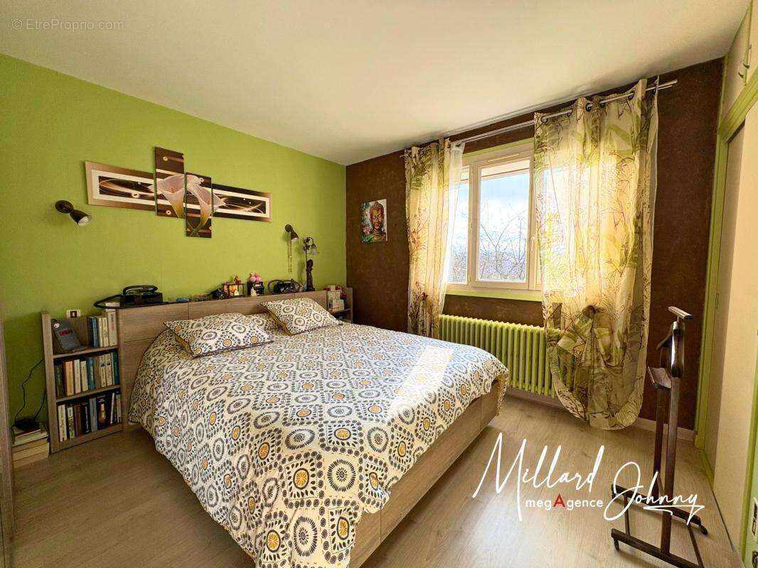 Maison à TOULON-SUR-ARROUX