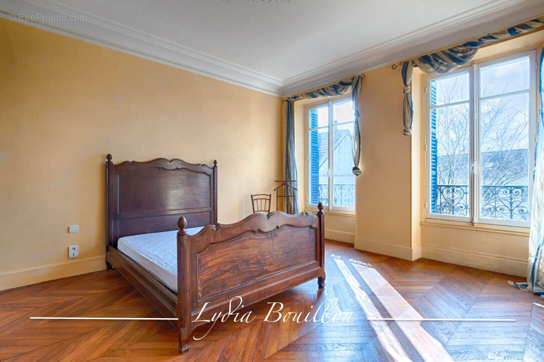 Maison à MELUN