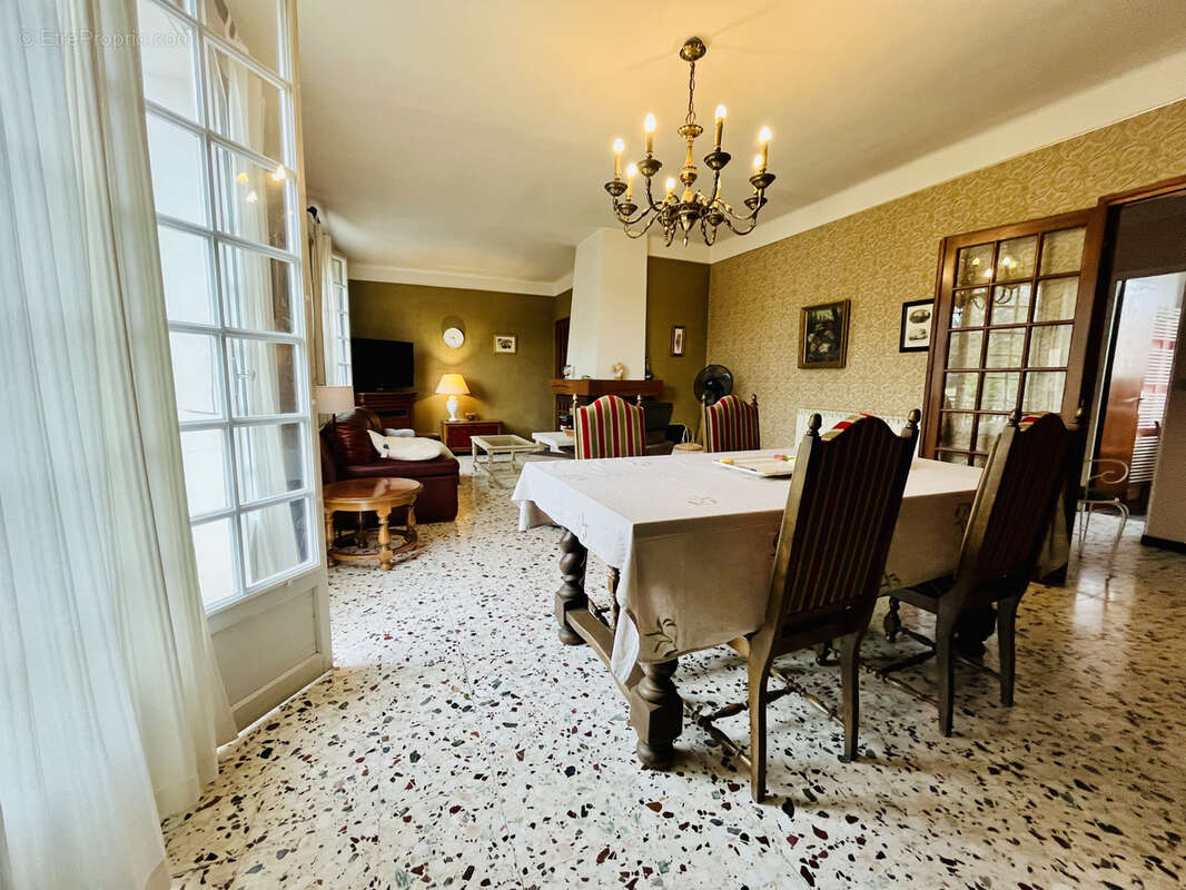 Maison à CUXAC-D&#039;AUDE