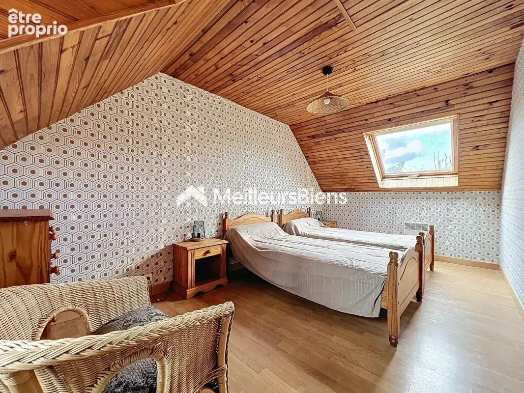 Bien au calme avec belle surface, parfait pour un achat serein - photo 19