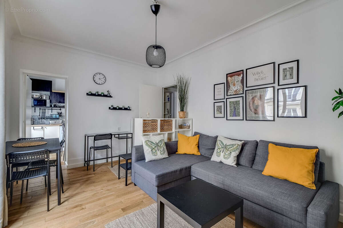 Appartement à PARIS-18E