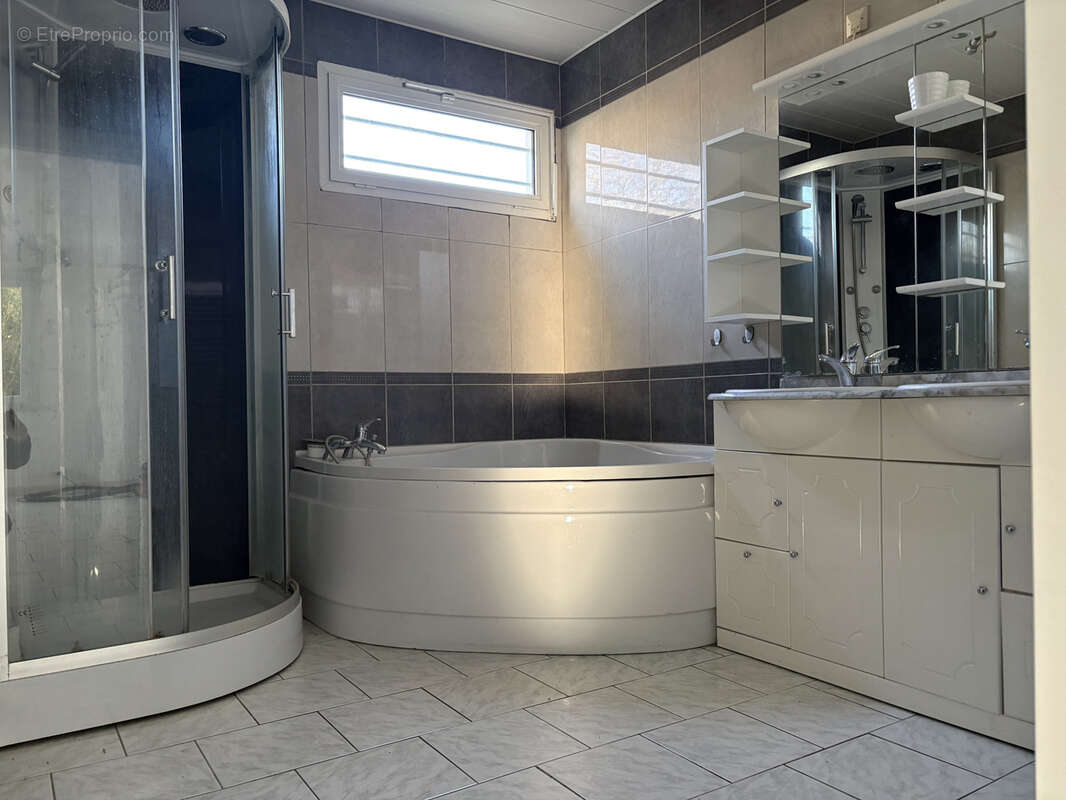 Maison à ROCHECORBON