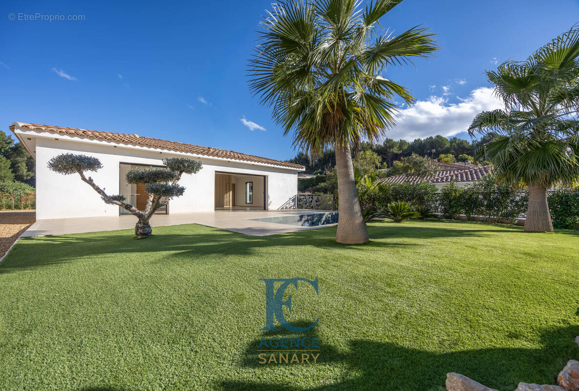 Maison à SANARY-SUR-MER