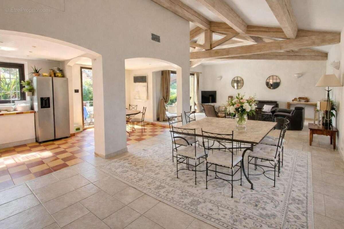 Photo 6 - Maison à GRIMAUD
