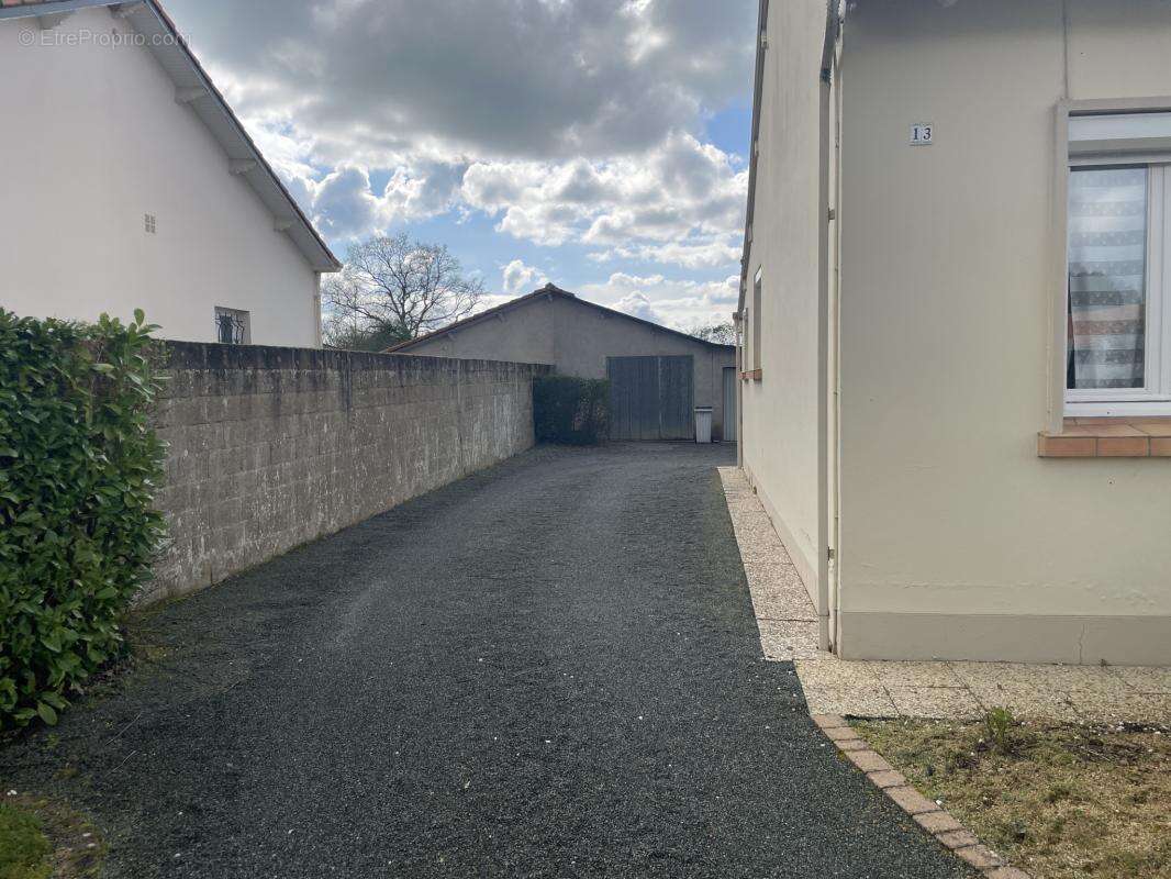 Maison à PAULX
