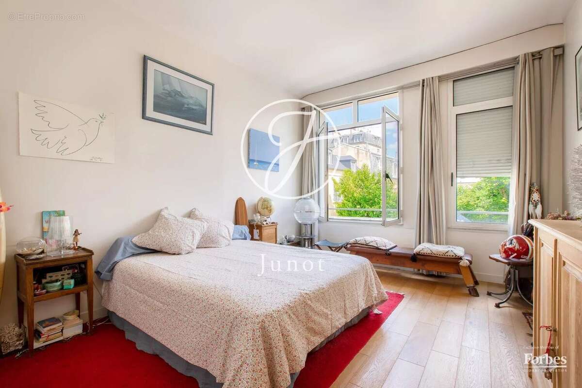 Appartement à VERSAILLES