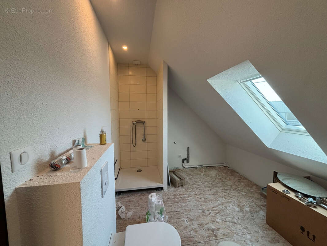 Entrepôt 466m2 - photo 6