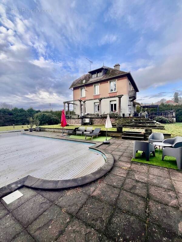 Maison à LUXEUIL-LES-BAINS