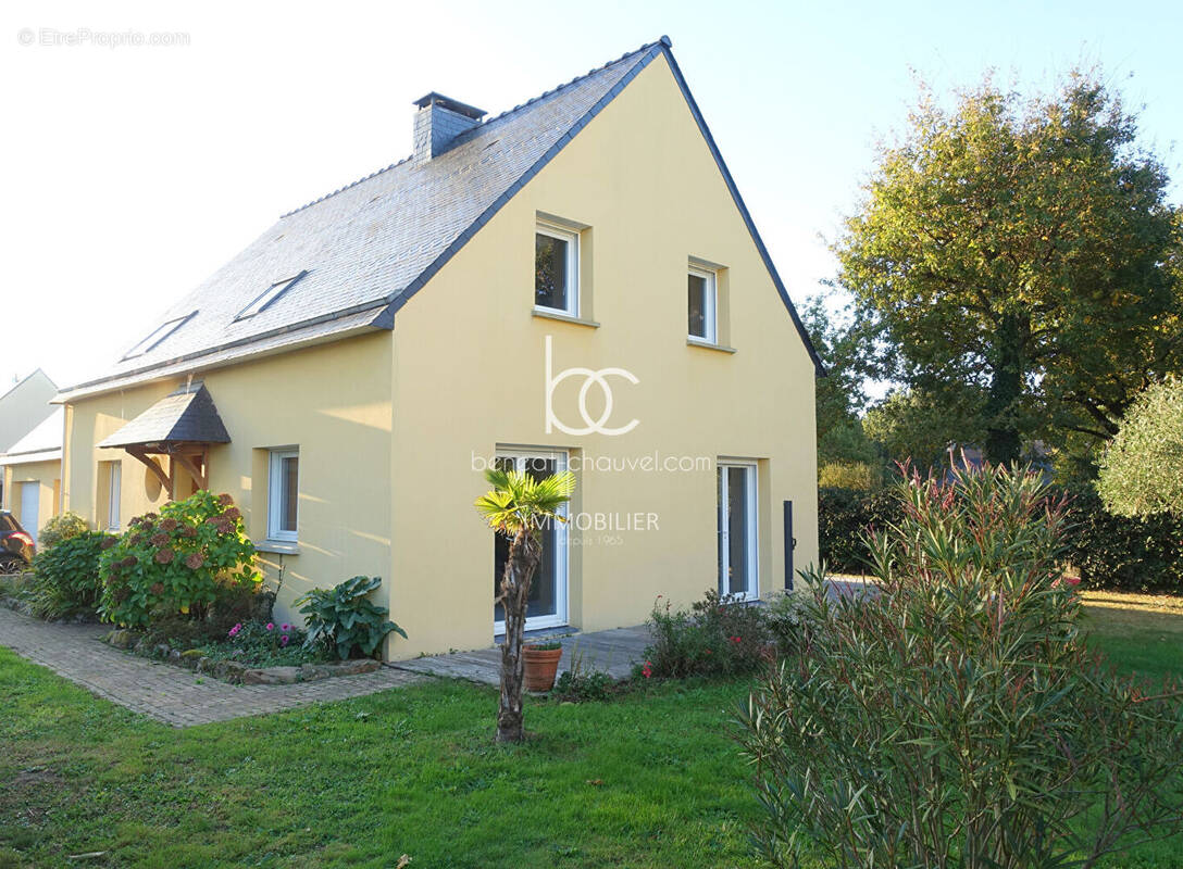 Maison à LE TOUR-DU-PARC