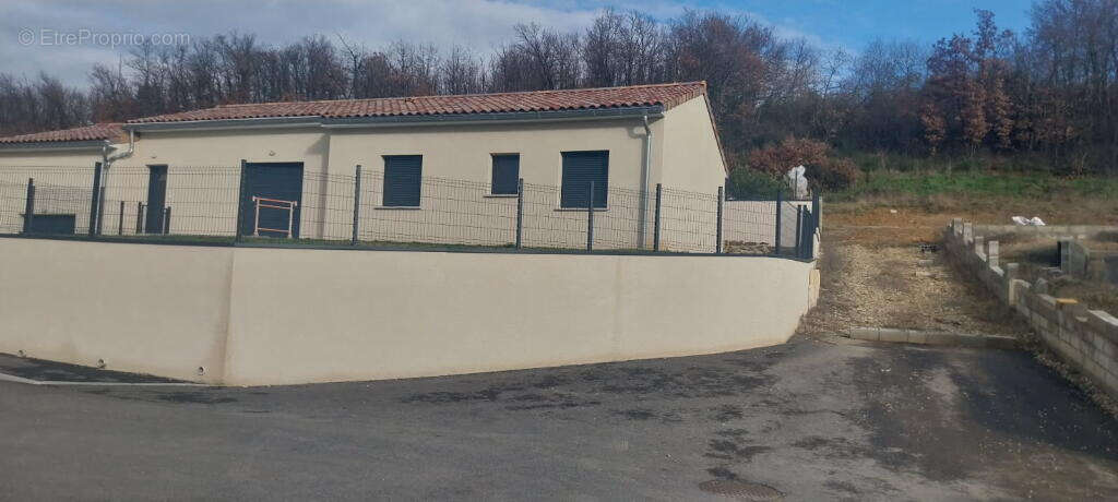 Maison à CLERIEUX