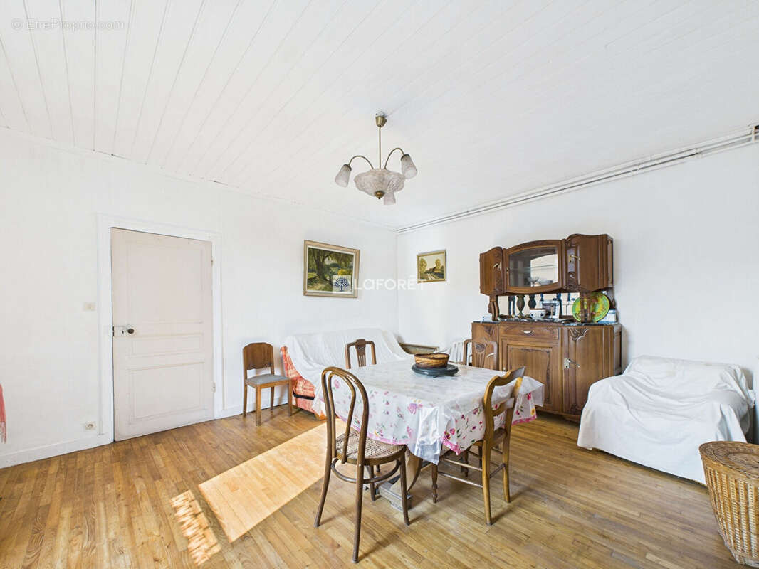 Maison à PONT-DE-BUIS-LES-QUIMERCH