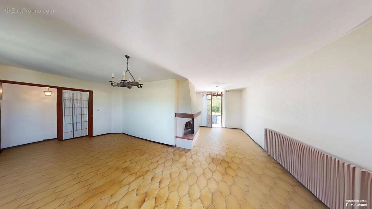 Maison à MARTIGNAS-SUR-JALLE