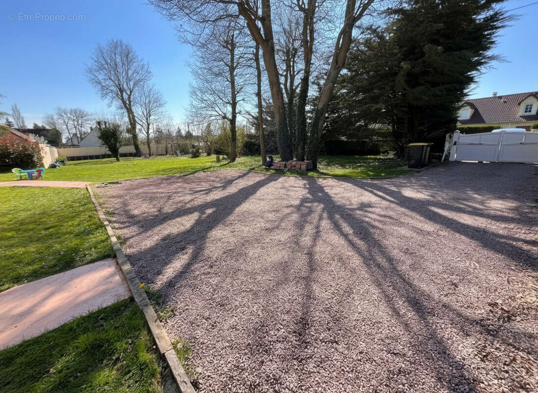 Maison à VERT-EN-DROUAIS