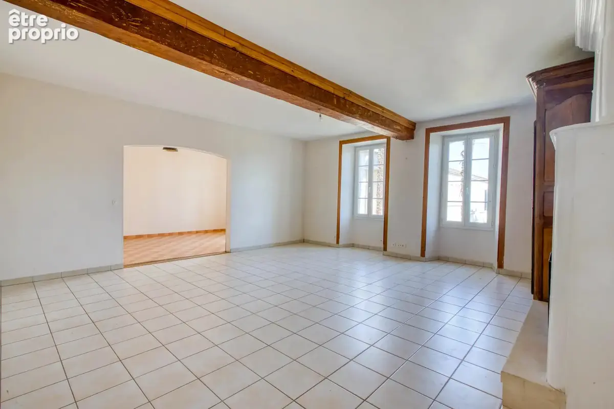Maison charentaise en pierre de 4 chambres avec une maison d’hôtes de 3 chambres, située entre Jonzac et Pons. - photo 32