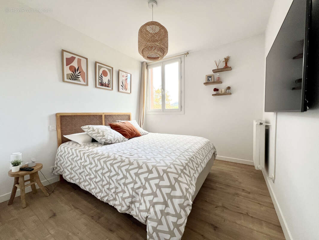 Appartement à LA VALETTE-DU-VAR