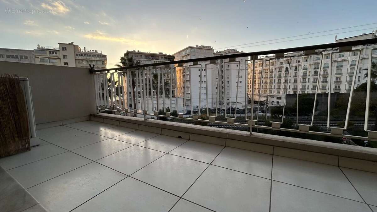 Appartement à CANNES