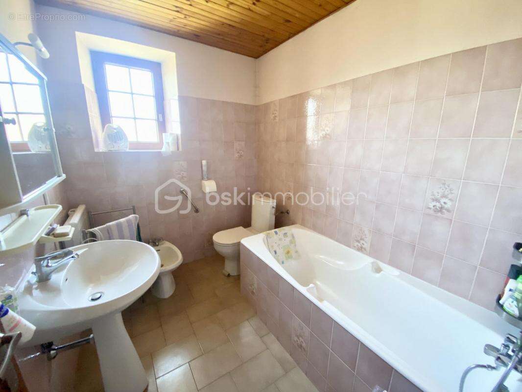 Maison à GISSEY-SUR-OUCHE