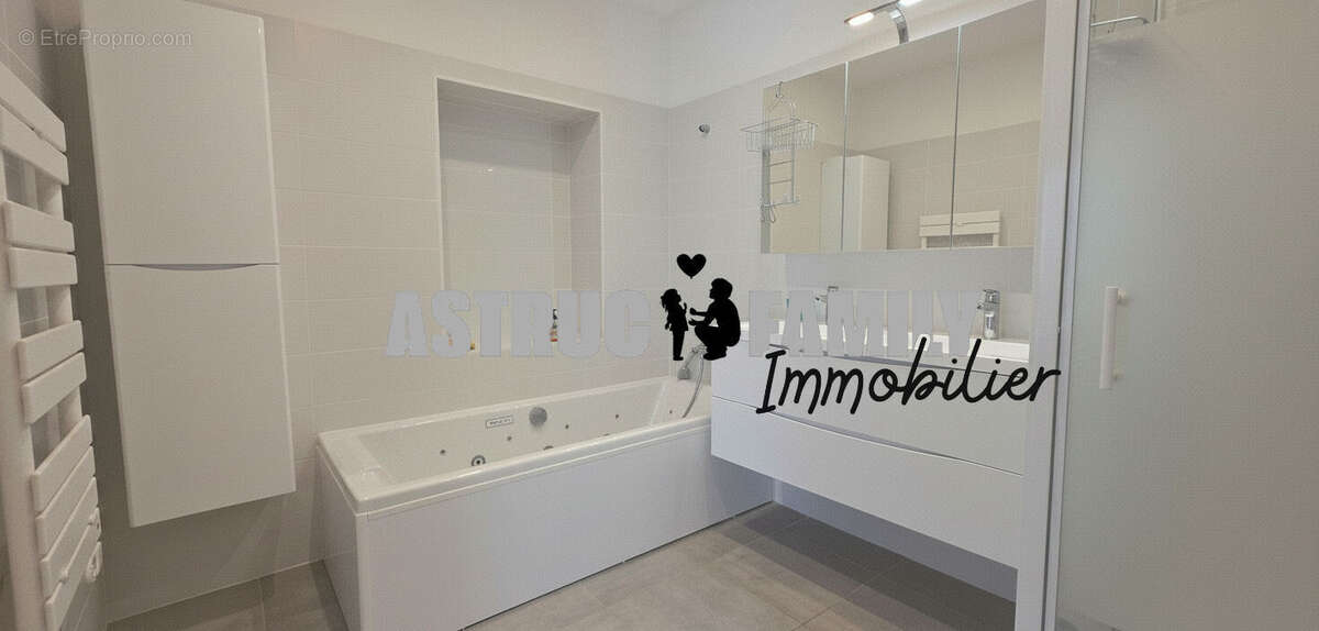 Saint-Laurent-d'Aigouze - Maison de ville - suite parentale -Coeur de ville - Rénovation totale - photo 12