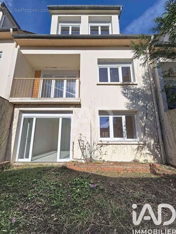 Photo 2 - Appartement à AUXERRE