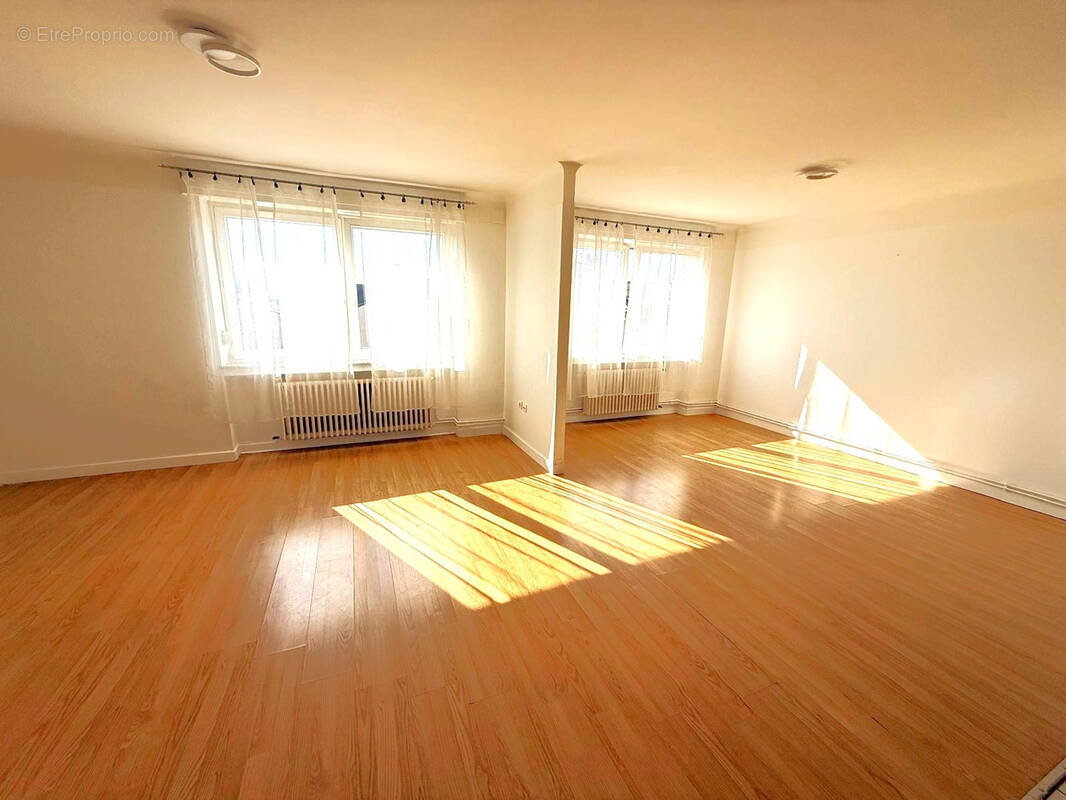 Appartement à SAINTE-MARIE-AUX-CHENES