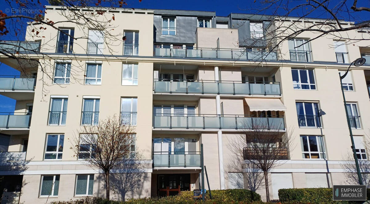 Appartement à CARRIERES-SUR-SEINE