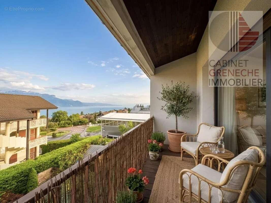 Appartement à NEUVECELLE