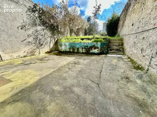 Du volume pour cette maison de ville avec garage et jardin proche des écoles - photo 10