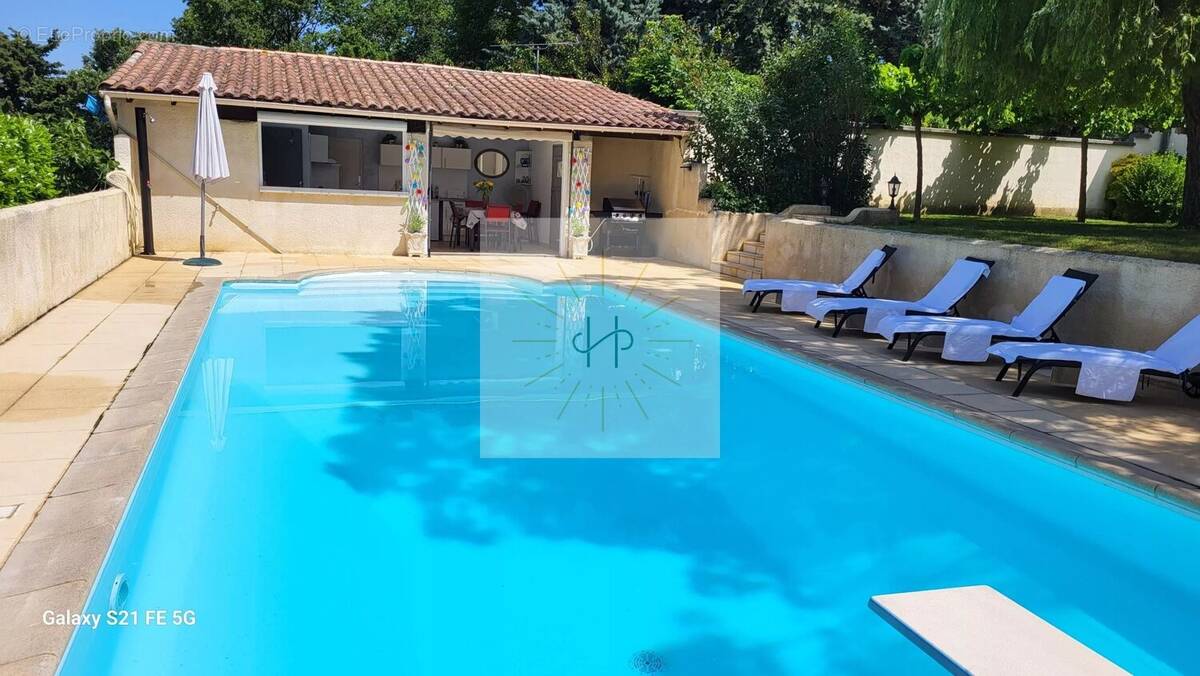 Maison à MONTBOUCHER-SUR-JABRON