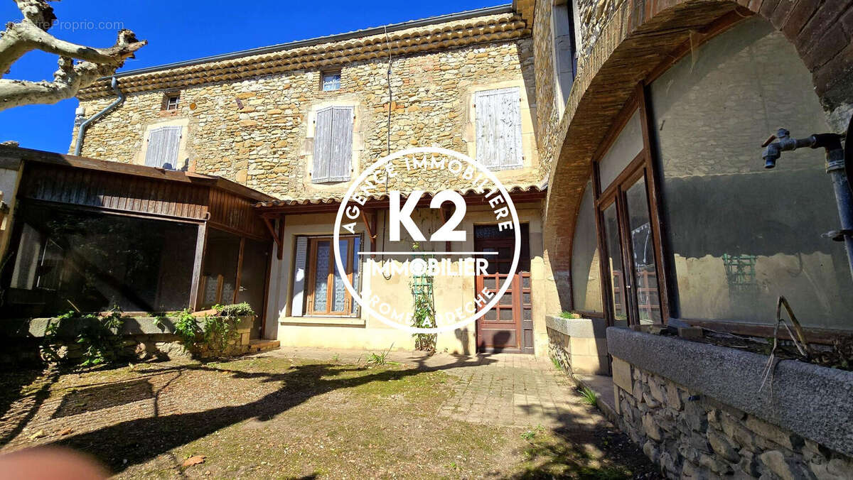Maison à CLEON-D'ANDRAN