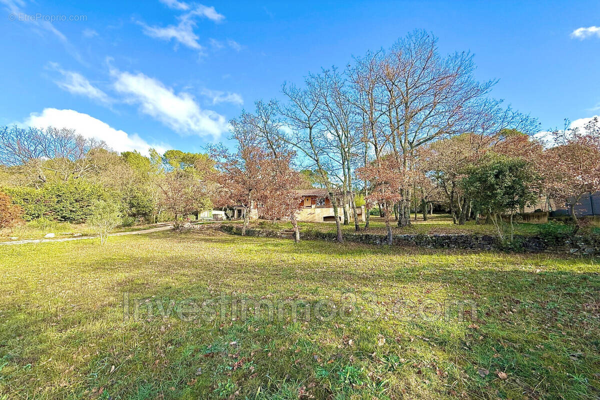 Maison à NANS-LES-PINS