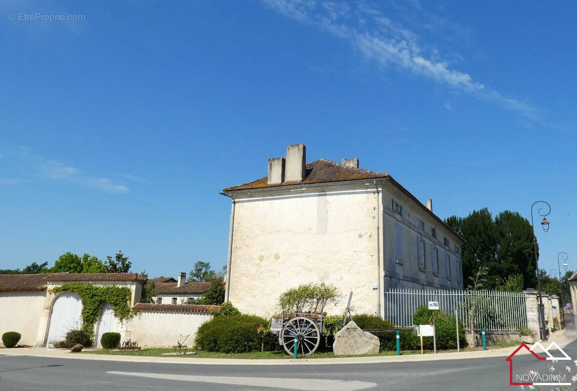Maison à SAINT-VINCENT-JALMOUTIERS