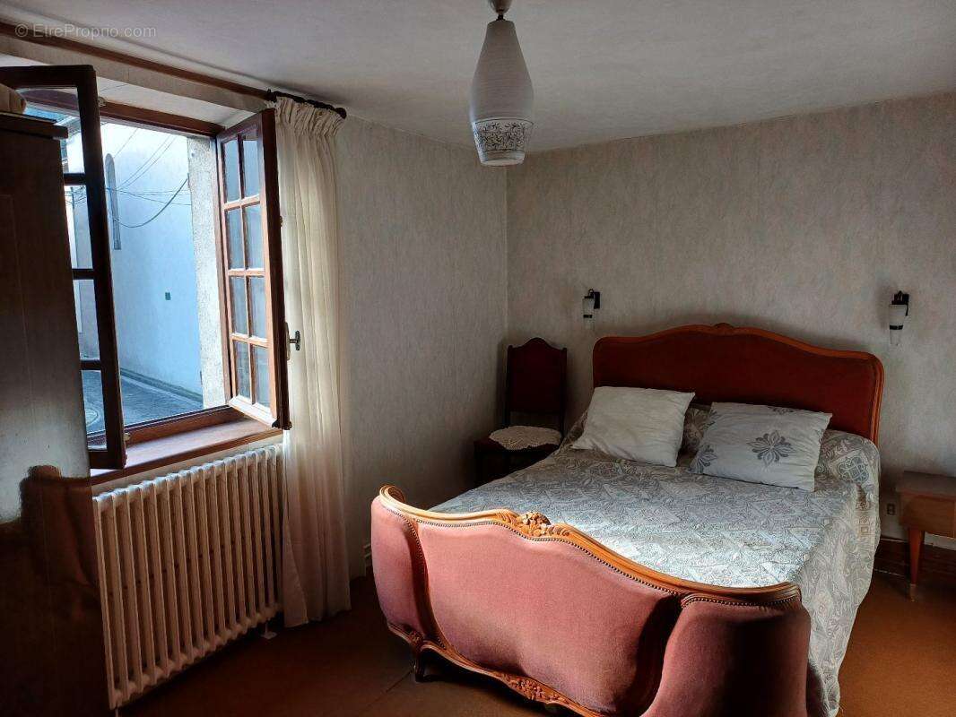 Maison à BELVIANES-ET-CAVIRAC