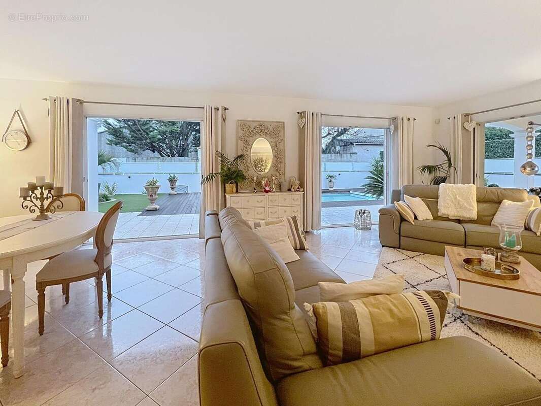 Photo 6 - Maison à JUVIGNAC