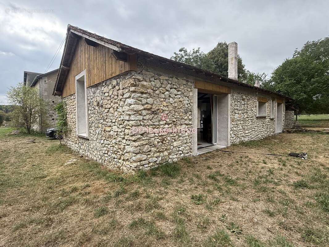 Maison à ARGENTON-SUR-CREUSE