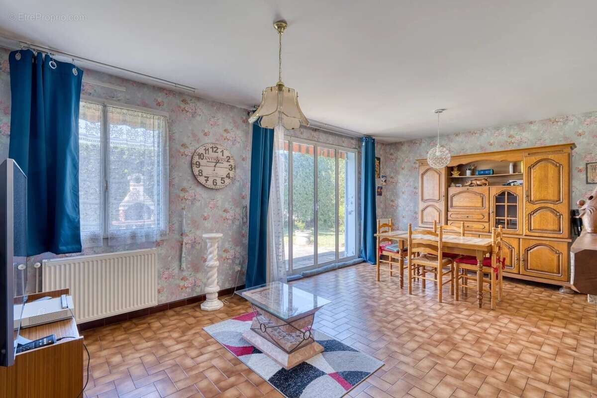 Maison à TREVOUX